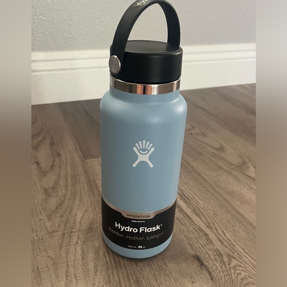 Hydro Flask Other - Hydro flask, 32 ounce widemouth bottle.